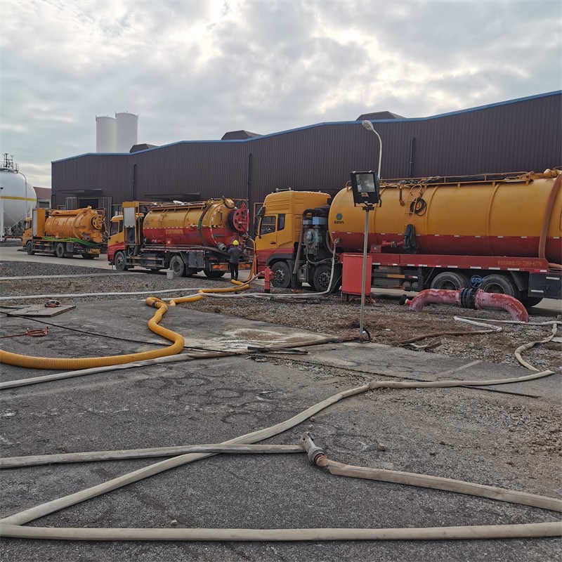 东源污水池清理