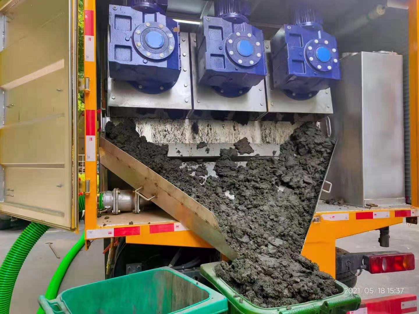 东源化粪池清掏城市维护站-泥浆净化干湿分离处理